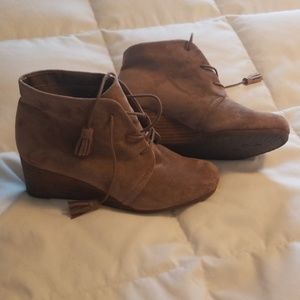 Dr.  Scholls booties